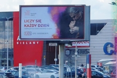 02_Bilbord \"Formuły Dobra\" ze mną i z tatą w roli głównej przy Galerii Bielany